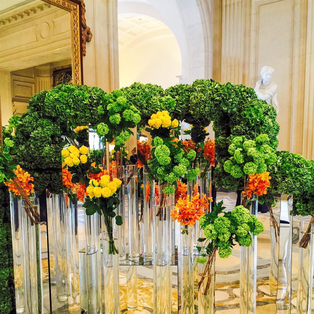Sooooooo lovely flowers at Four Seasons Hotel George Ⅴ Paris