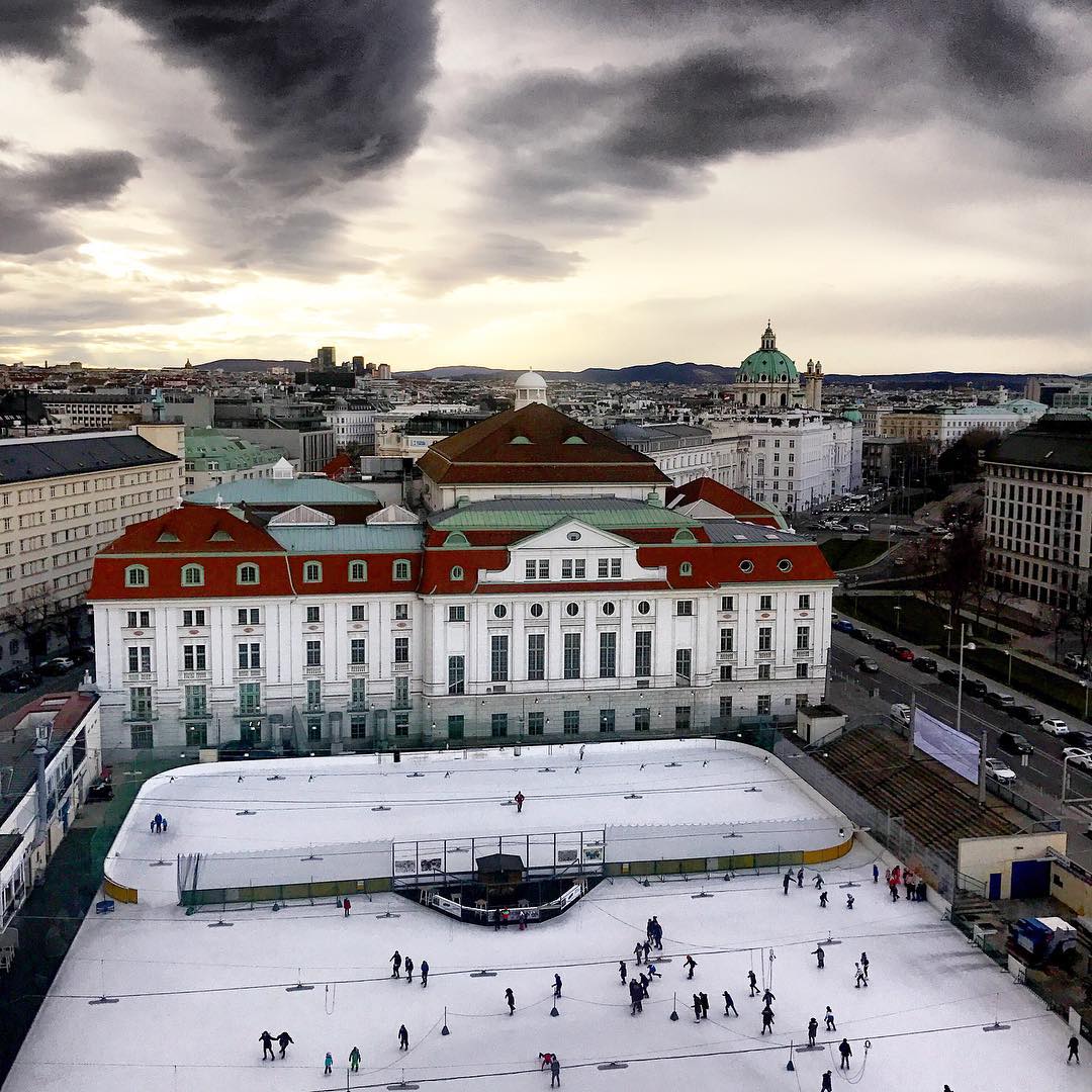 panoramic view from the intercontinental, vienna.<br />
#...