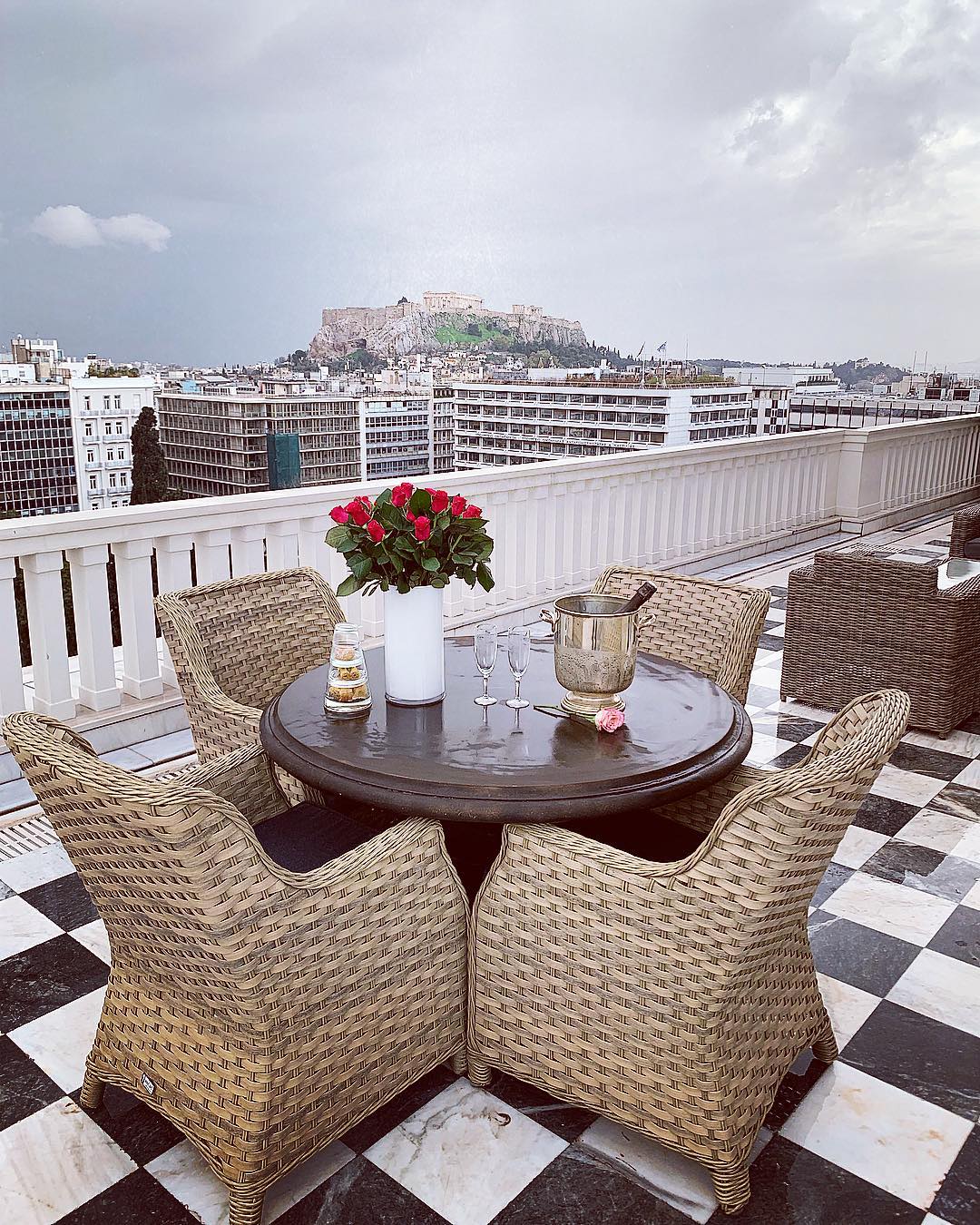 Looking to admire many of Athens’s historic sights ???? w...